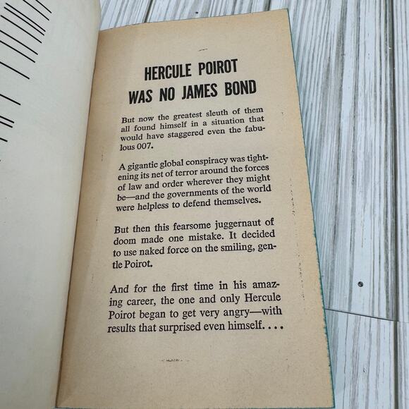 VTG Agatha Christie The Big Four 1975 paperback New Dell Mystery Hercule Poirot - Picture 8 of 9